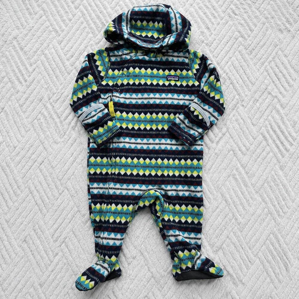 Patagonia Baby Size 3-6M Micro D Fleece Hooded Bunting Geometric Print Footed